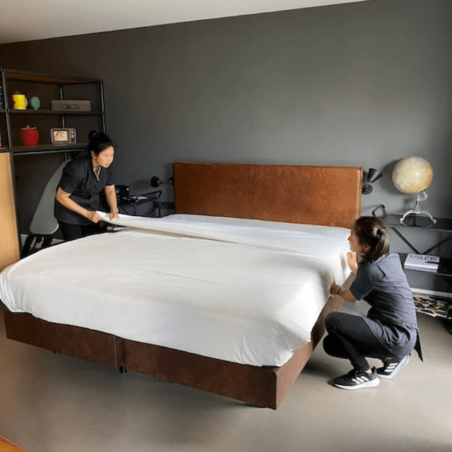 bed opmaken, schoonmaak, van blijderveen schoonmaak, hotel van der valk,